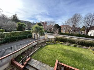 Photo 24- click for photo gallery